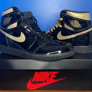 Jordan 1 Black Metallic Gold